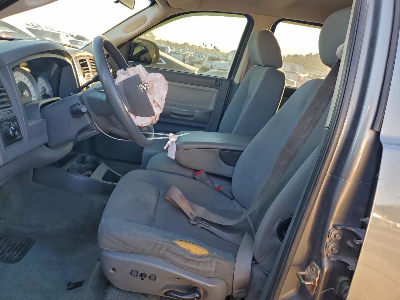 Dodge Dakota Quad Slt Image 5