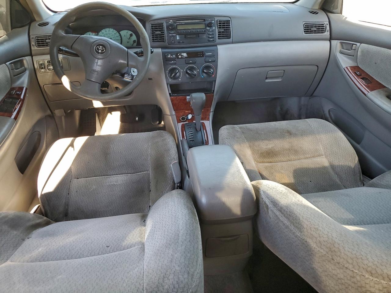 Toyota Corolla Ce Image 11