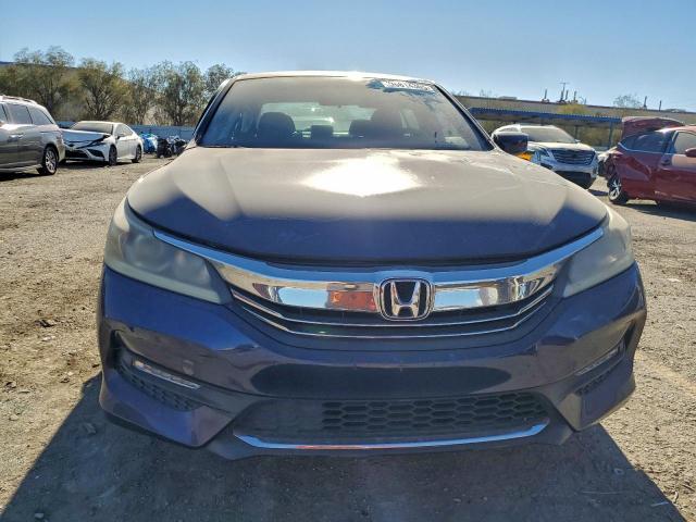 Honda Accord Sport Image 2