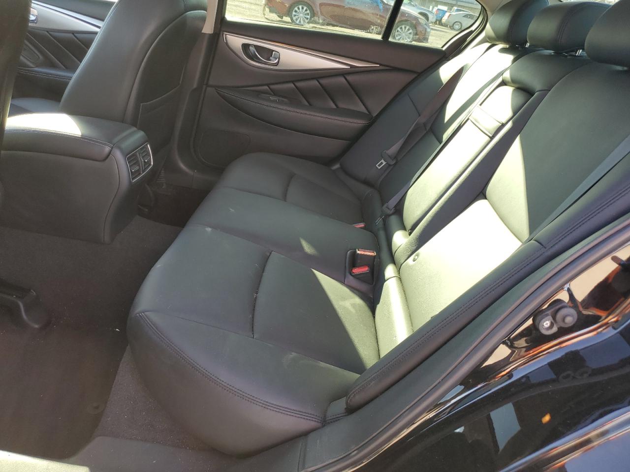 INFINITI Q50 Luxe Image 10