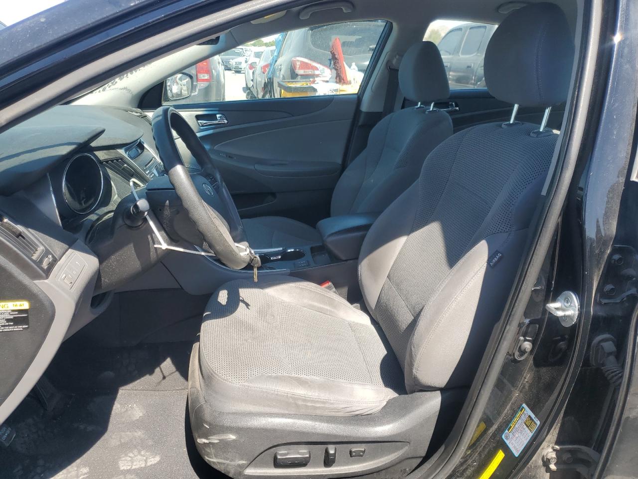 Hyundai SONATA Gls Image 10