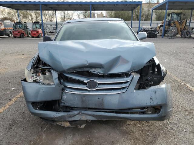 Toyota Avalon Xl Image 3