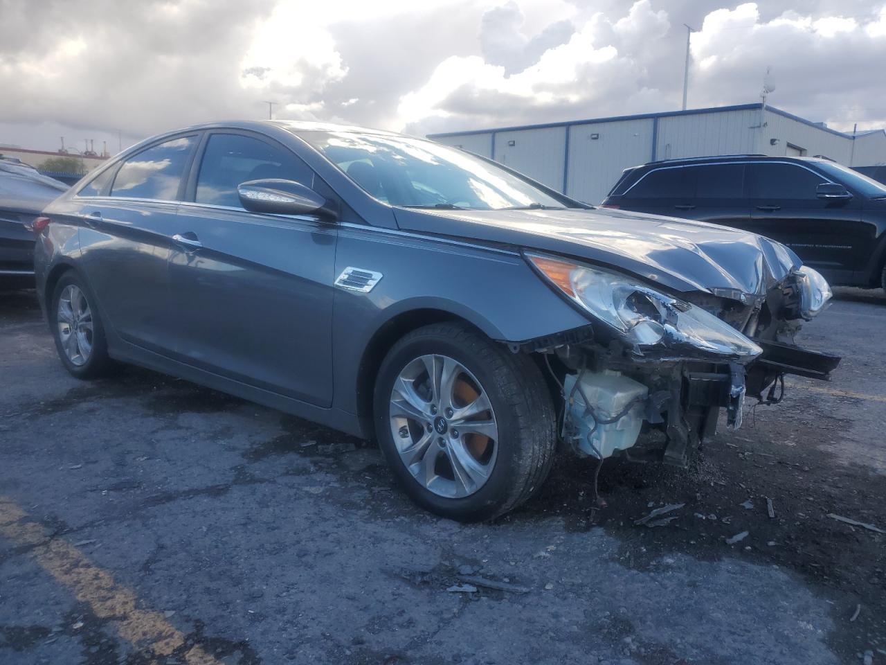 Hyundai SONATA Se Image 12