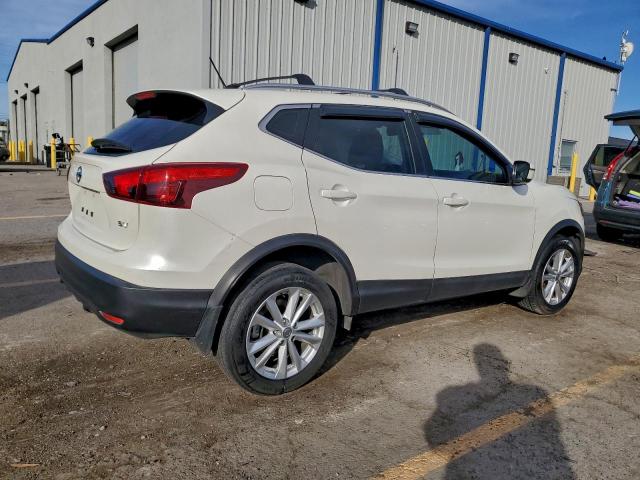 Nissan Rogue S Image 3