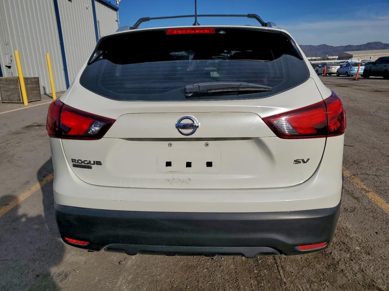 Nissan Rogue S Image 5