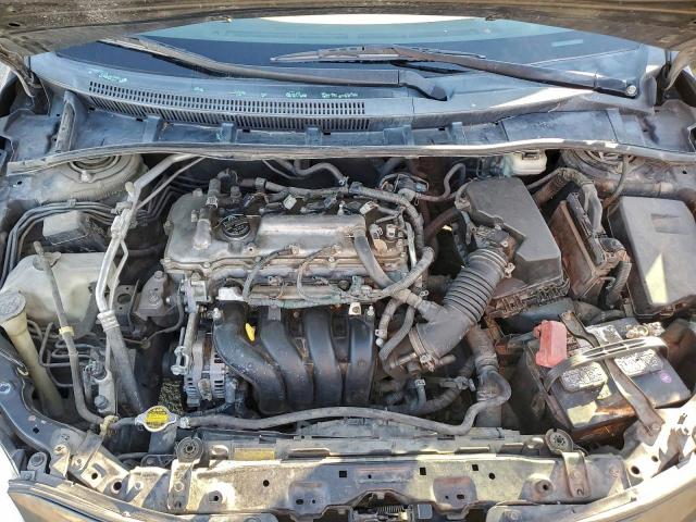 Toyota Corolla Base Image 13