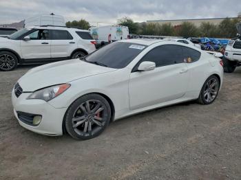  Salvage Hyundai Genesis