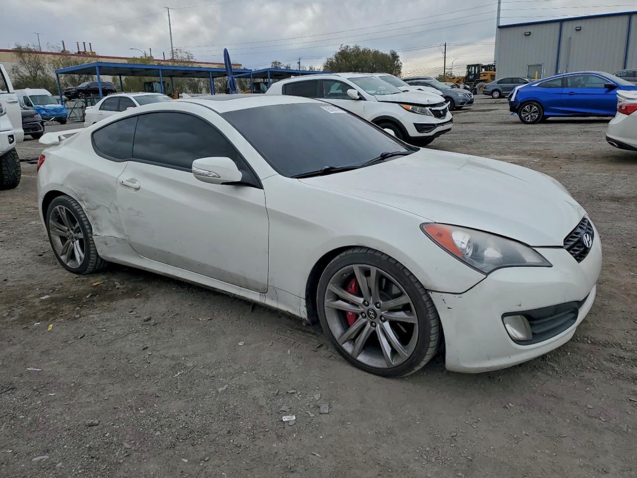 Hyundai Genesis 3.8l Image 8
