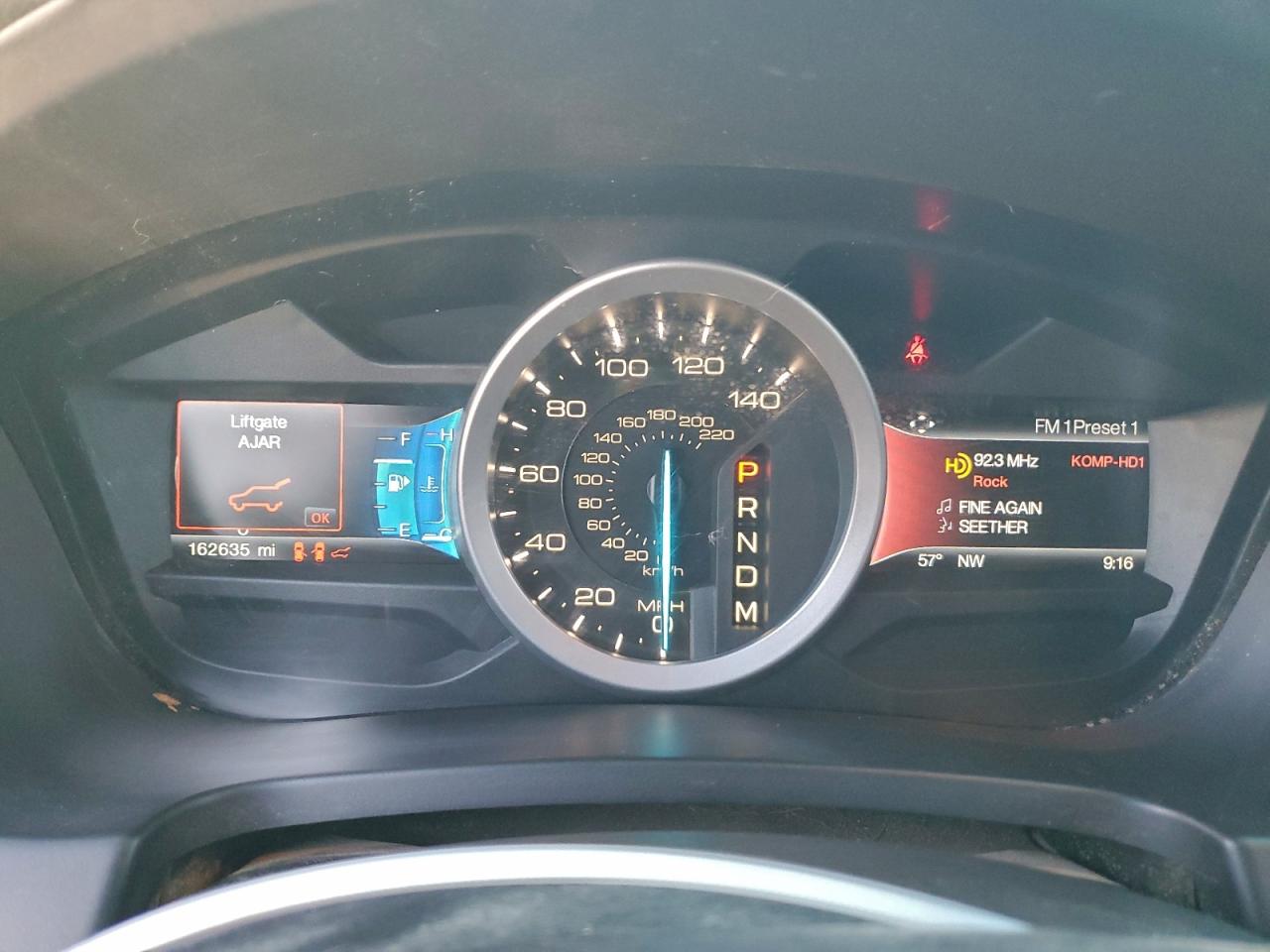 Ford Explorer Limited Image 8