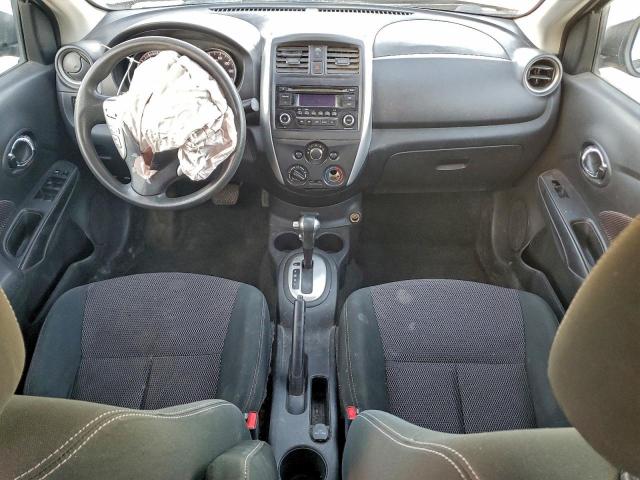 Nissan Versa S Image 9