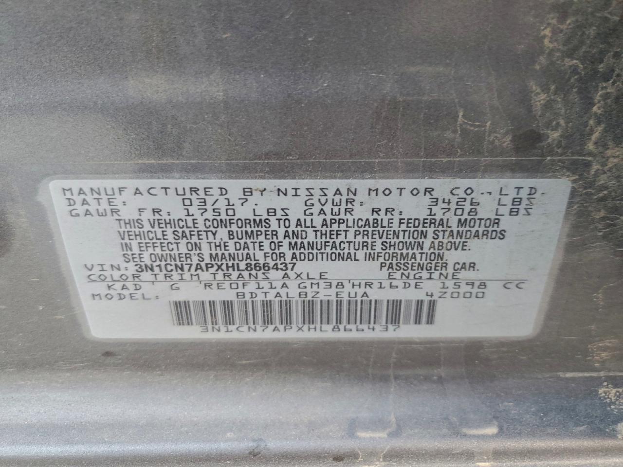 Nissan Versa S Image 11