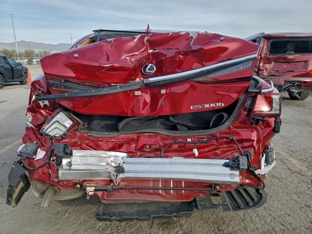 Lexus Es 300h Base Image 3