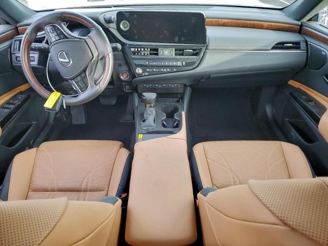 Lexus Es 300h Base Image 13