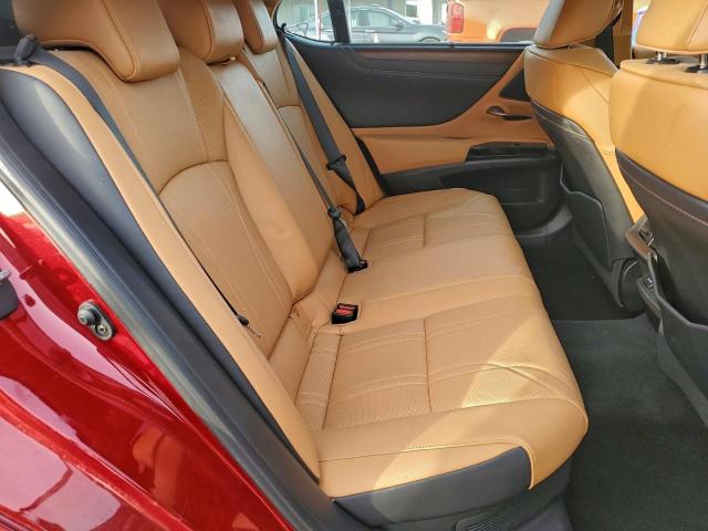 Lexus Es 300h Base Image 10