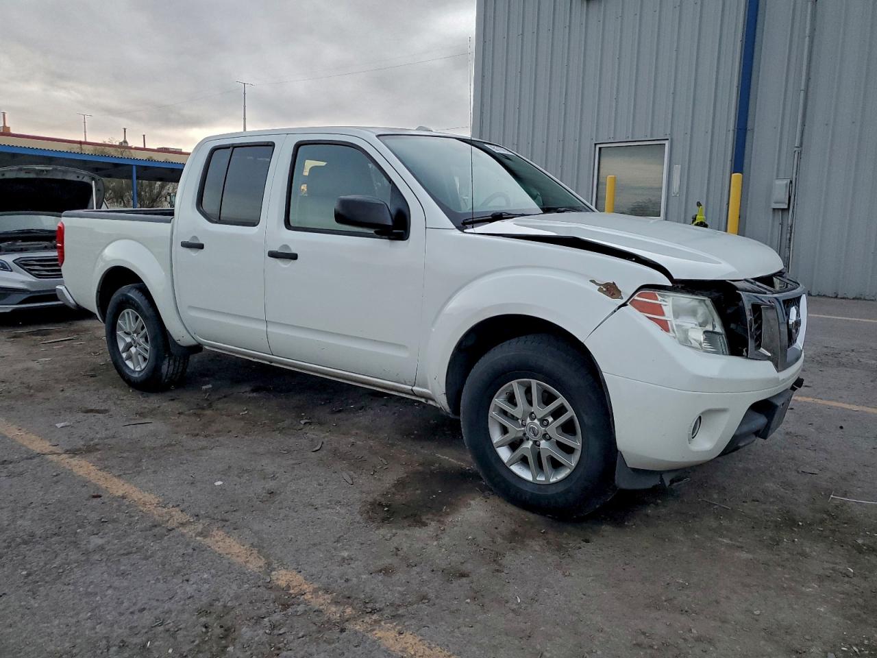 Nissan Frontier S Image 11