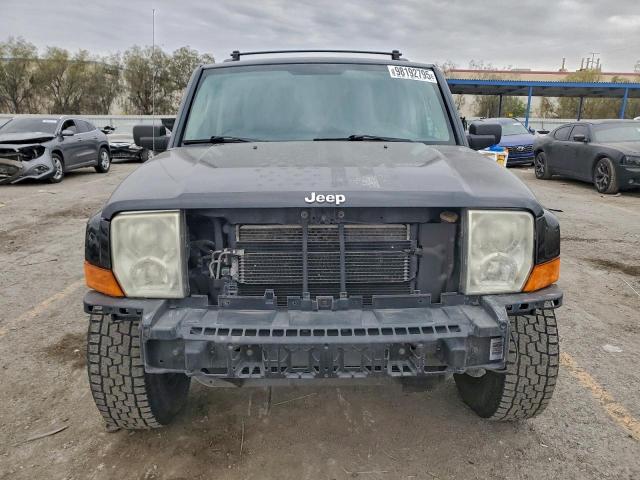 Jeep Commander Sport Image 2