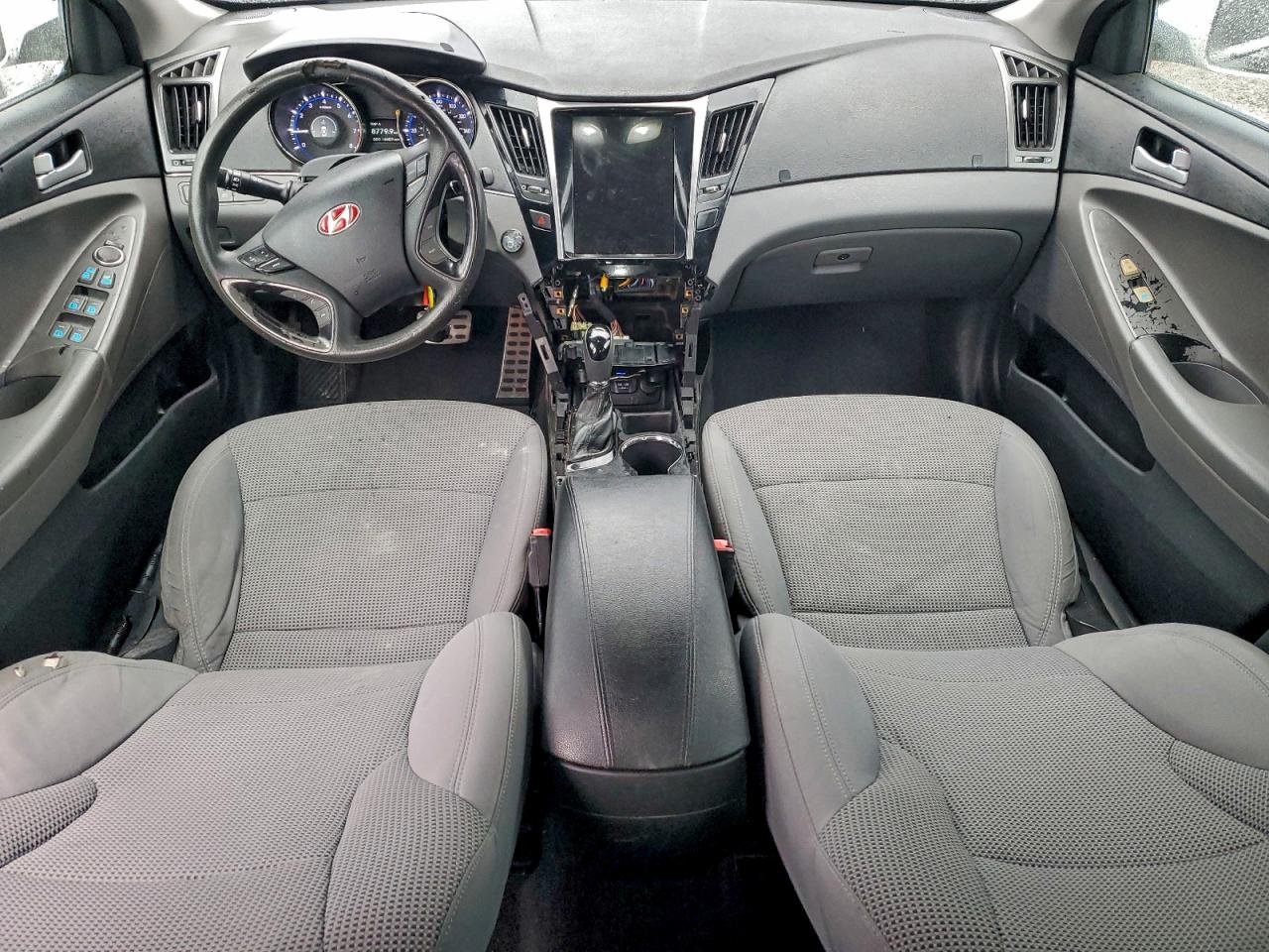 Hyundai SONATA Gls Image 7