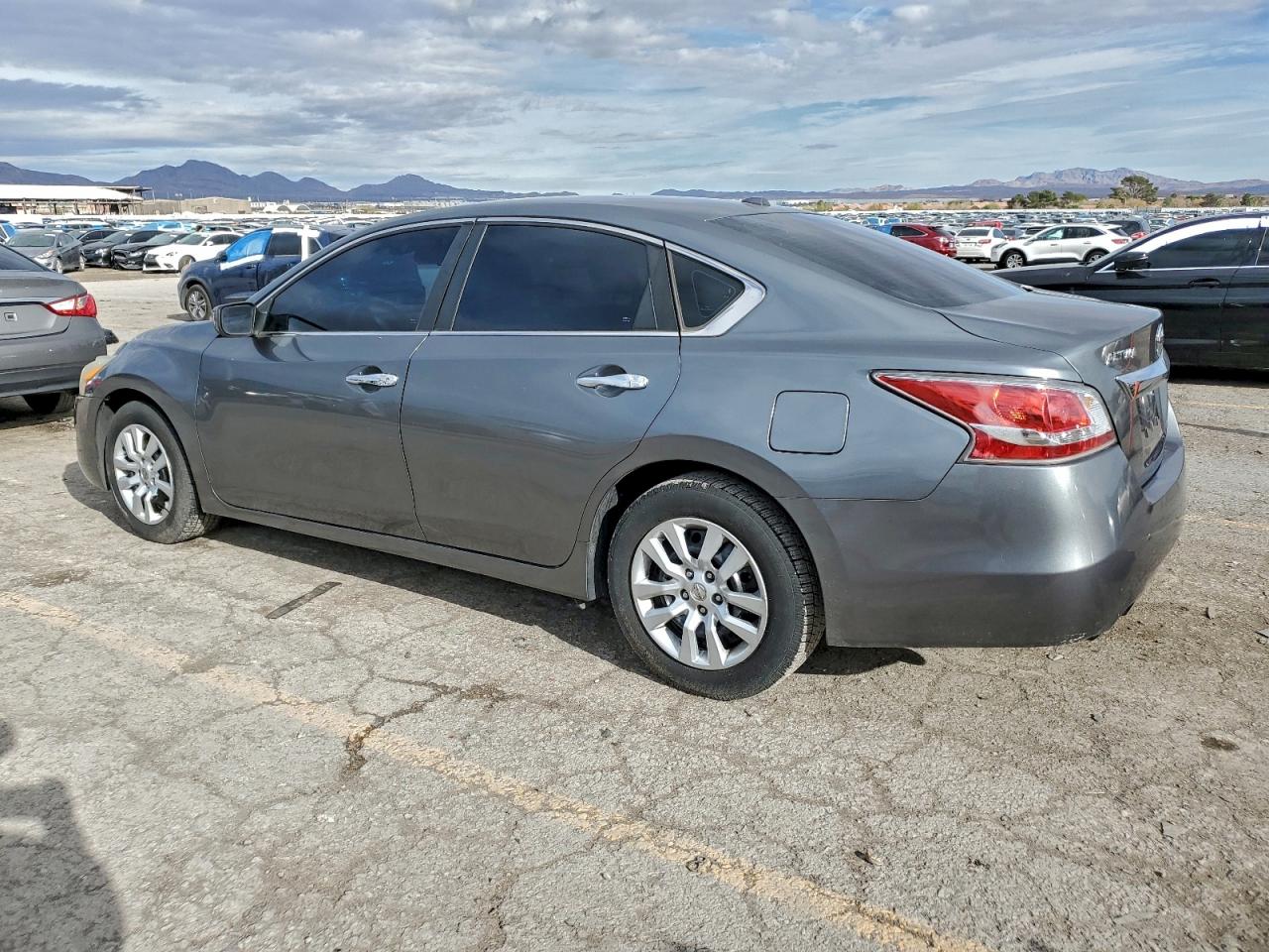 Nissan Altima 2.5 Image 6