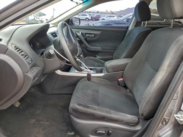 Nissan Altima 2.5 Image 12