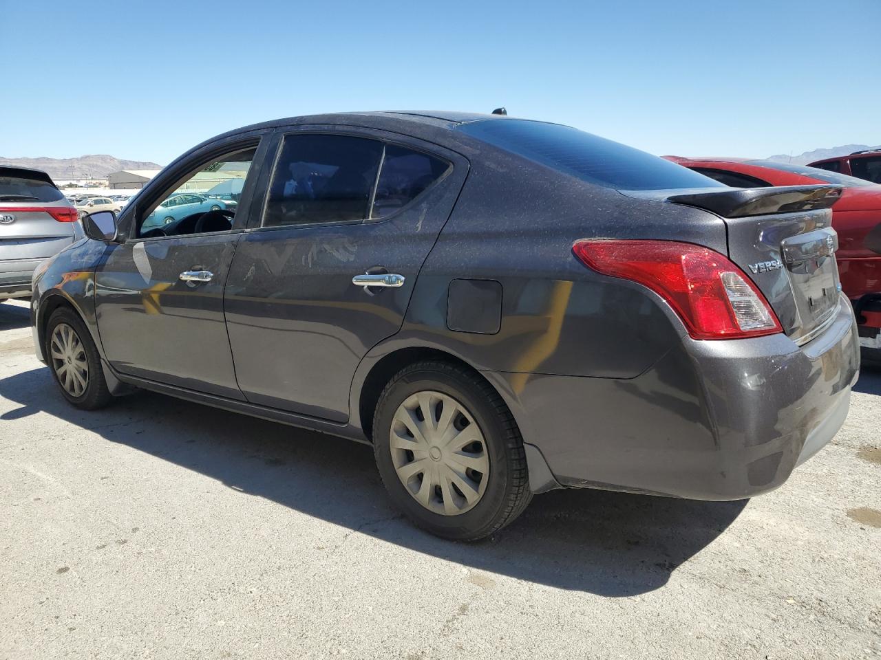 Nissan Versa S Image 12