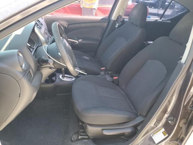 Nissan Versa S Image 9