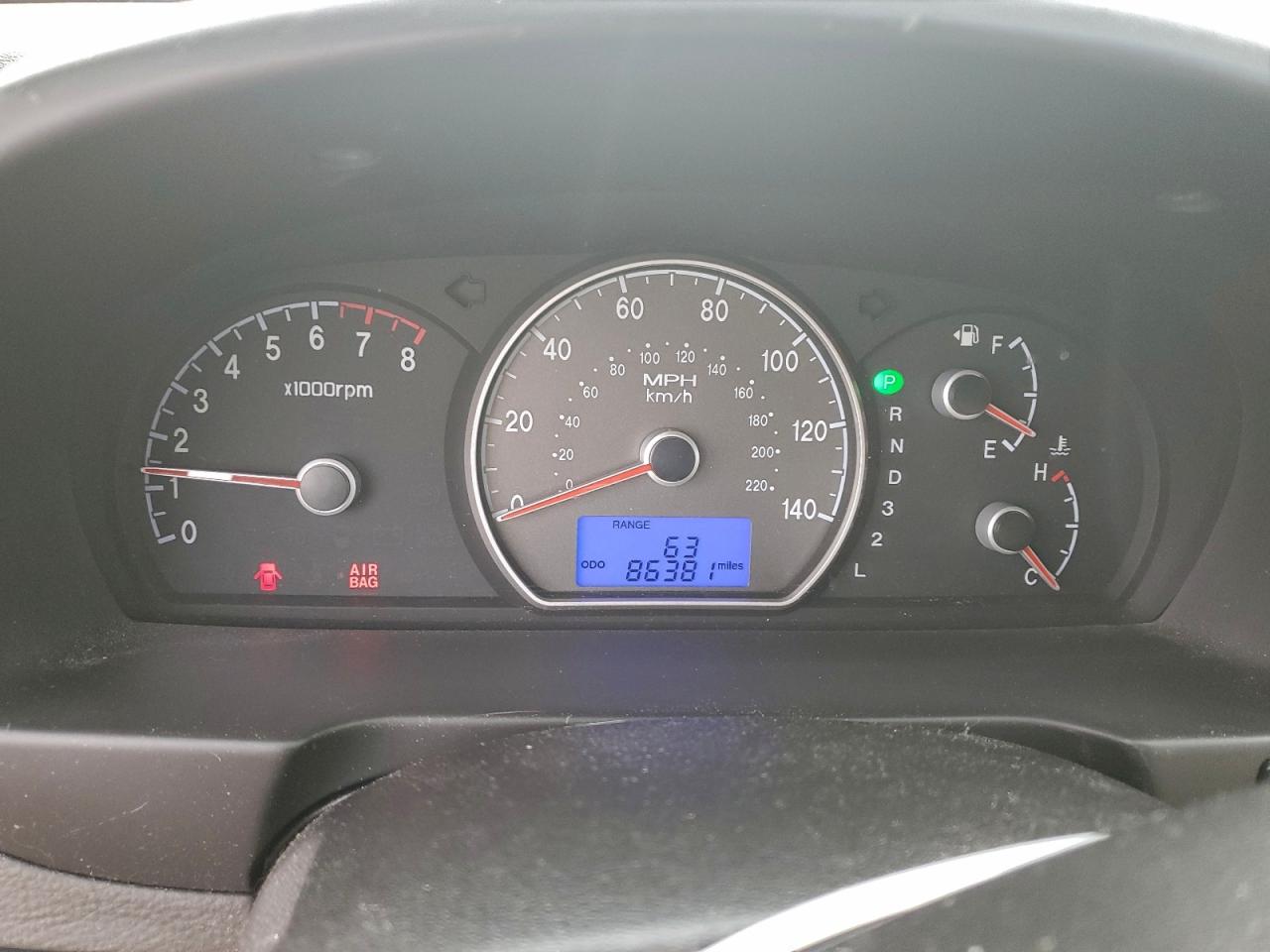 Hyundai ELANTRA Gls Image 3