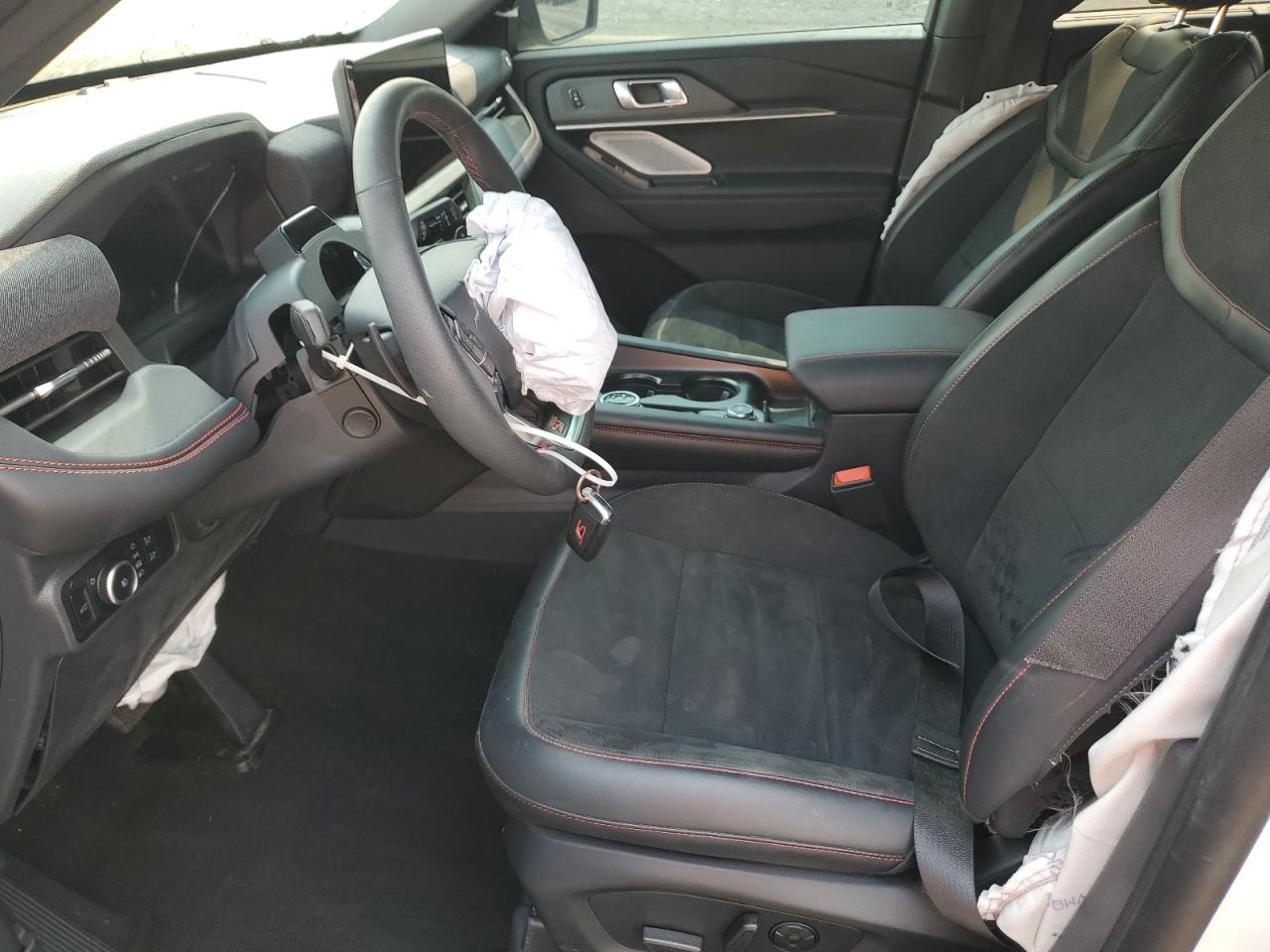 Ford Explorer St Image 9