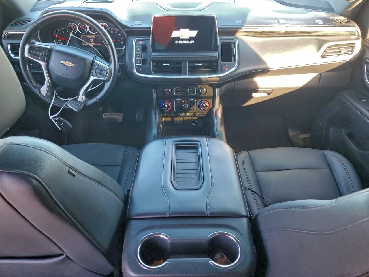 Chevrolet Suburban C1500 Lt Image 7