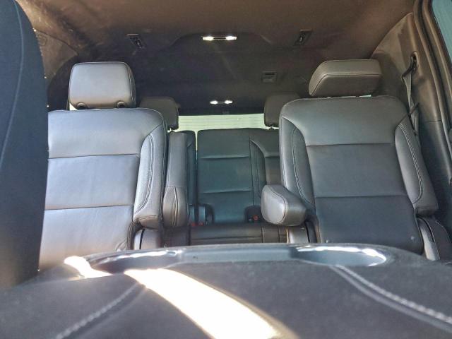 Chevrolet Suburban C1500 Lt Image 5