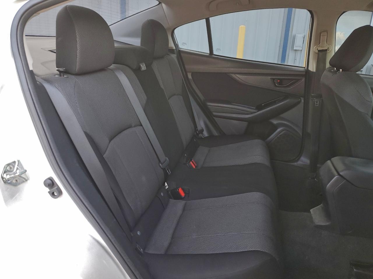 Subaru Impreza Premium Image 10