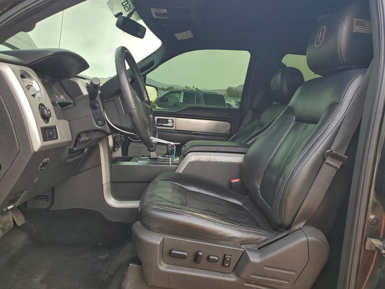 Ford F-150 Supercrew Image 10