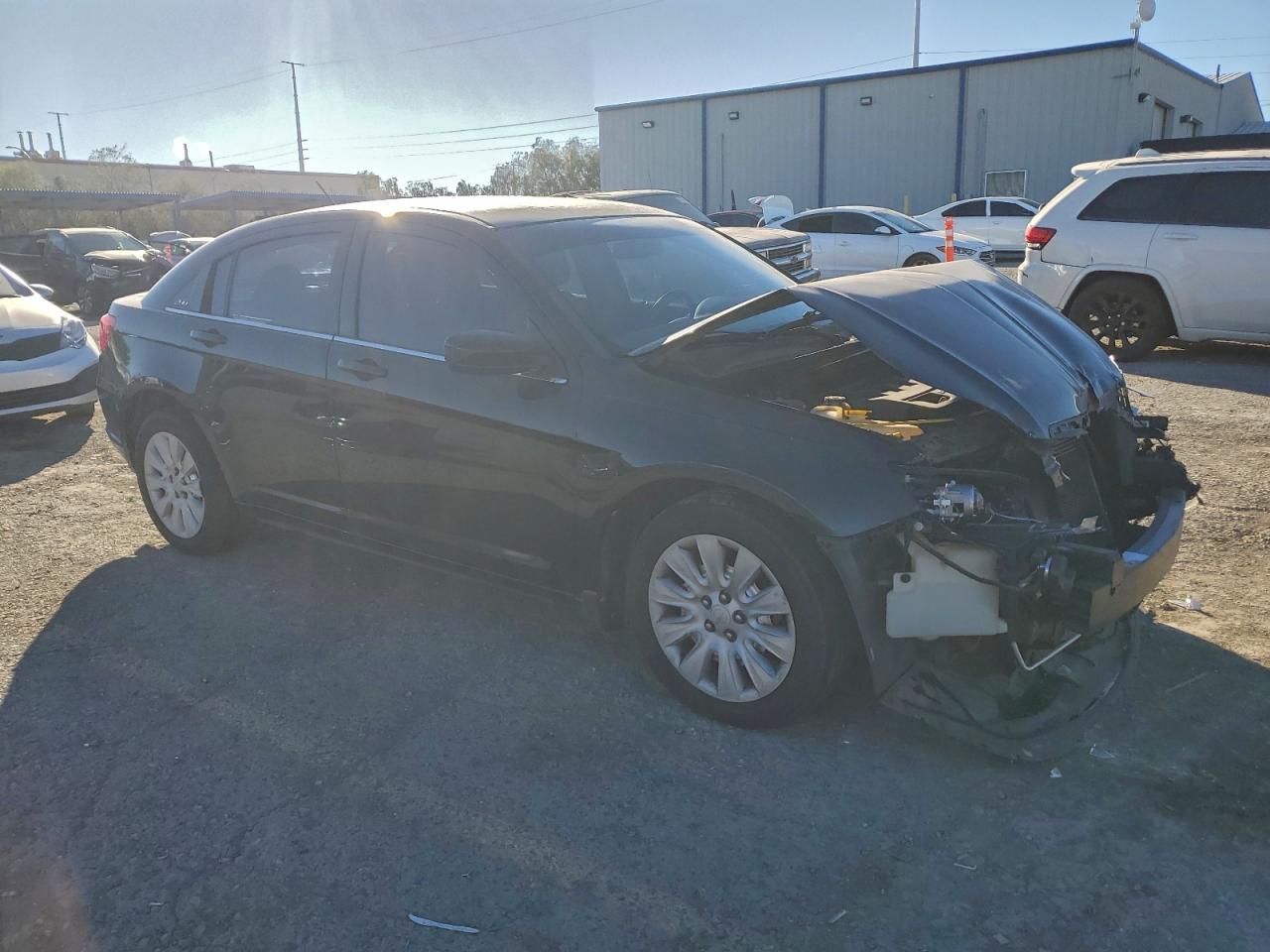 Chrysler 200 Lx Image 4