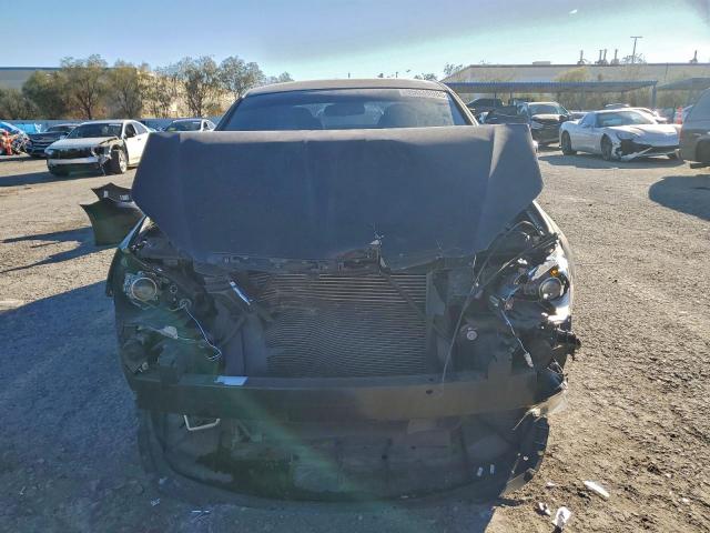 Chrysler 200 Lx Image 7