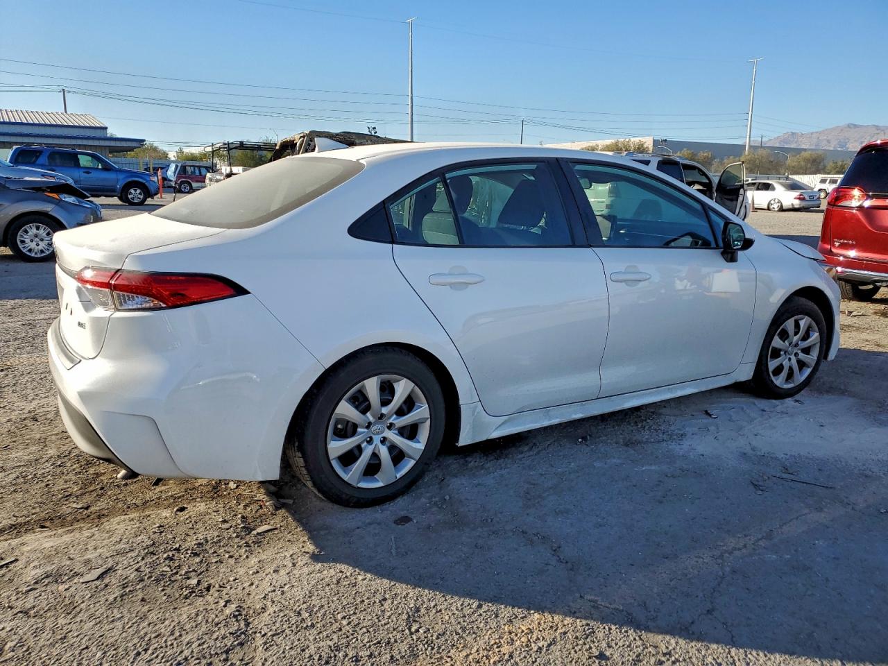 Toyota Corolla Le Image 3