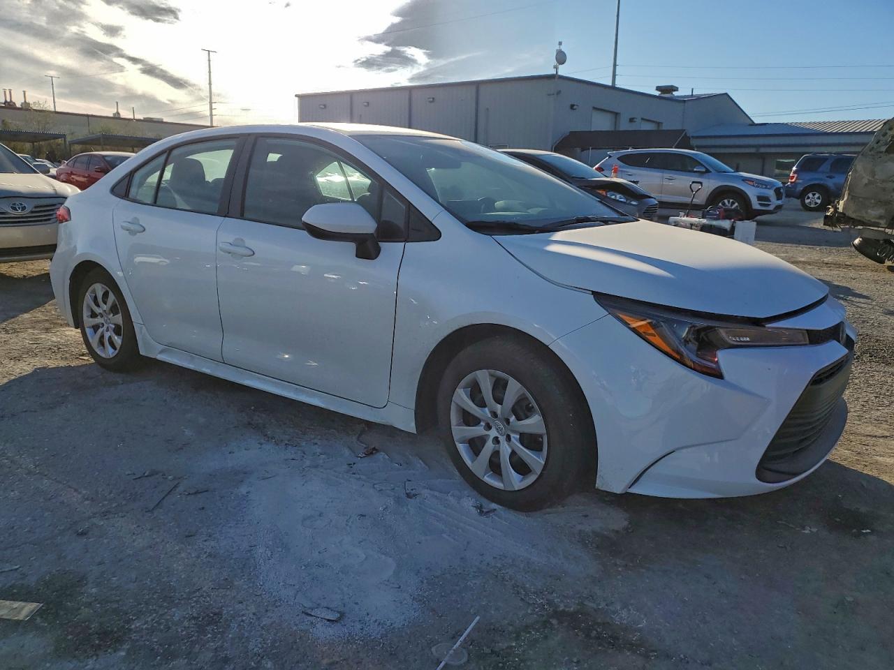 Toyota Corolla Le Image 2