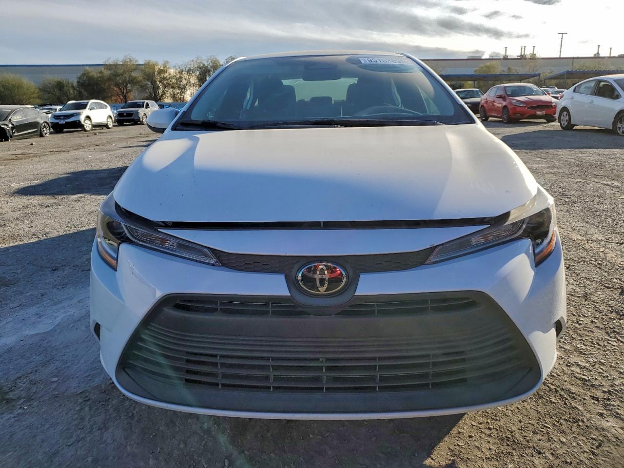 Toyota Corolla Le Image 5