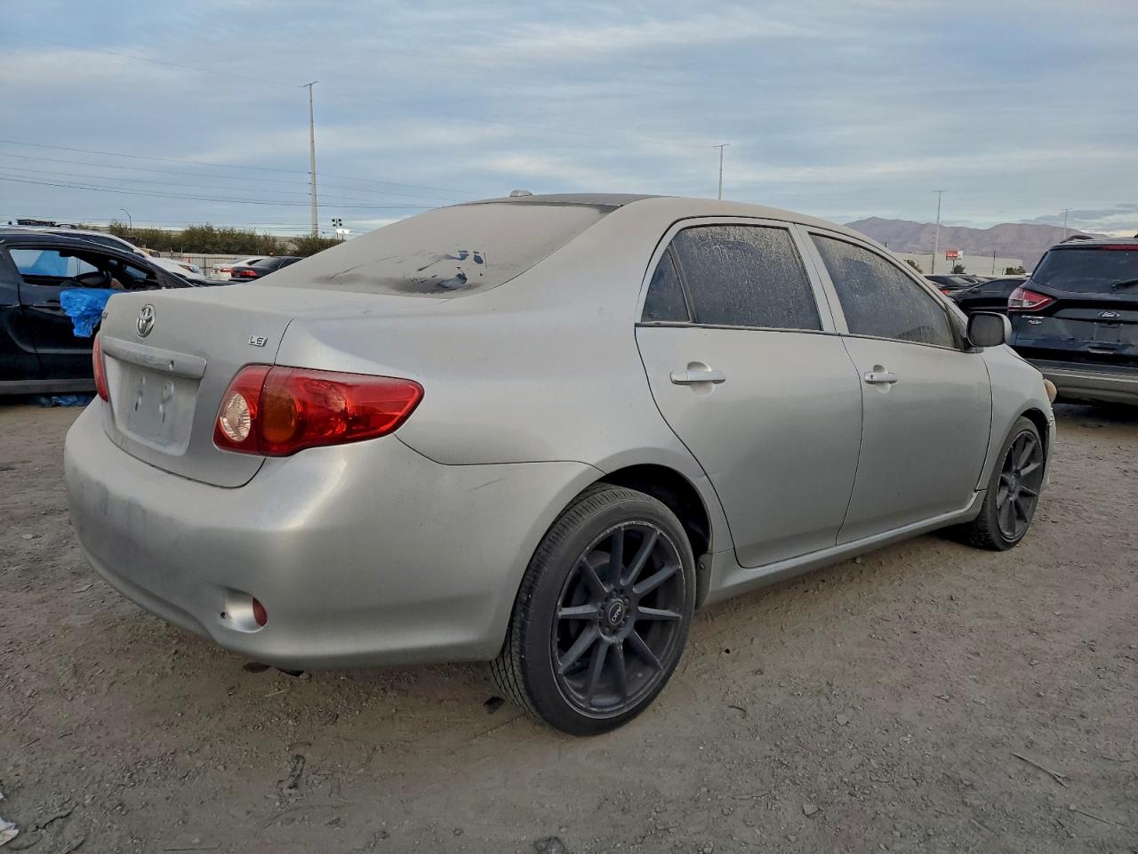 Toyota Corolla Base Image 5