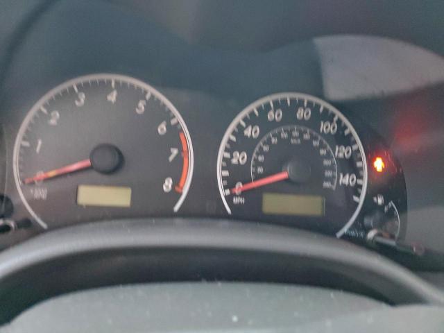 Toyota Corolla Base Image 9