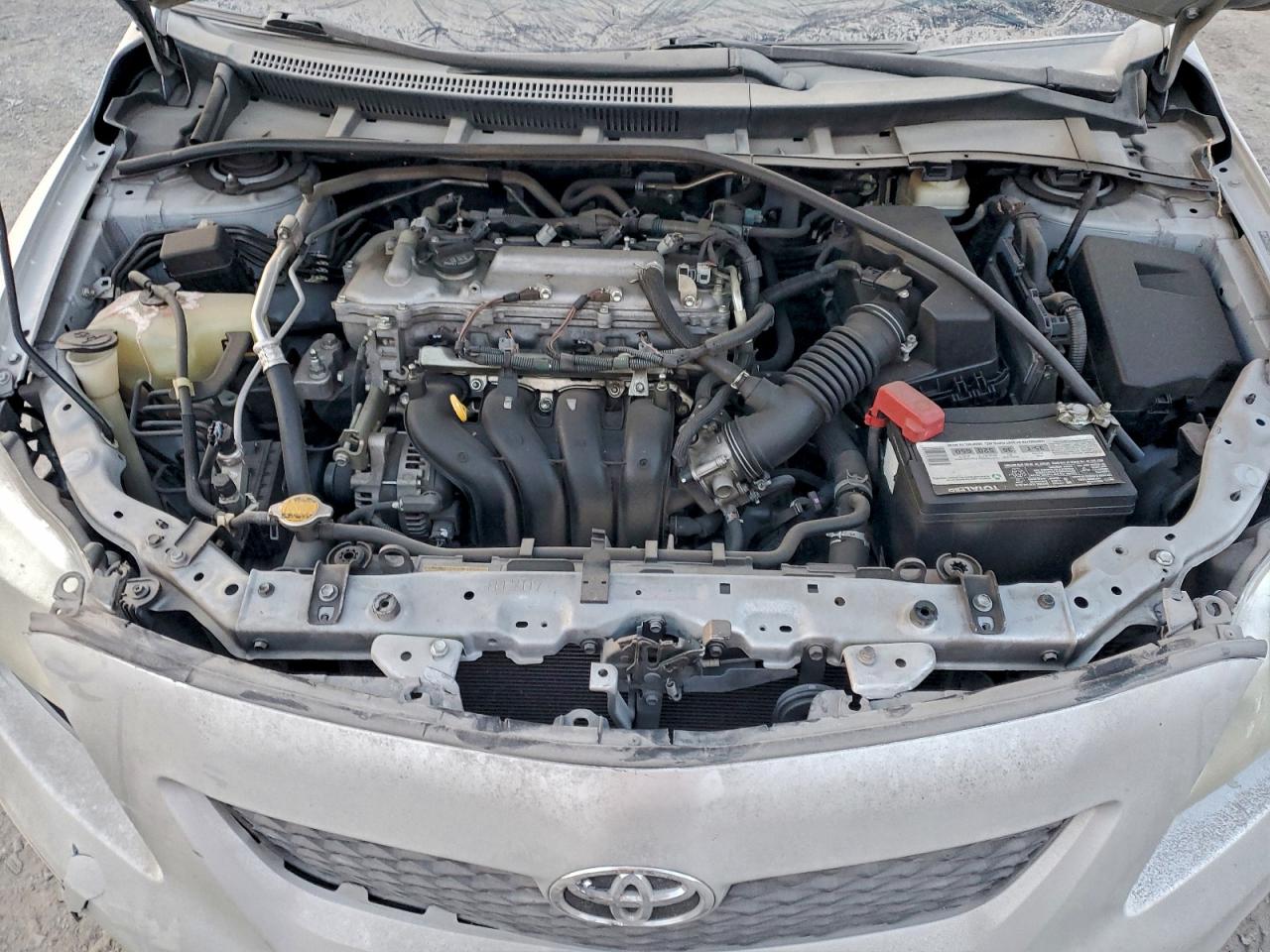 Toyota Corolla Base Image 10
