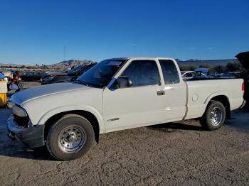  Salvage Chevrolet S-10