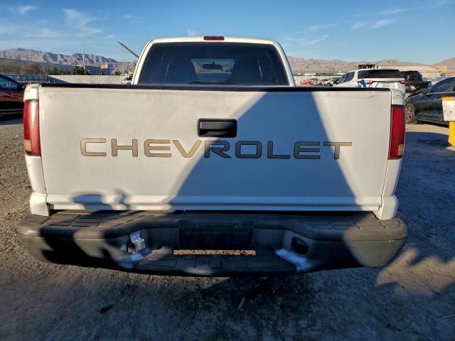 Chevrolet S-10 S10 Image 9