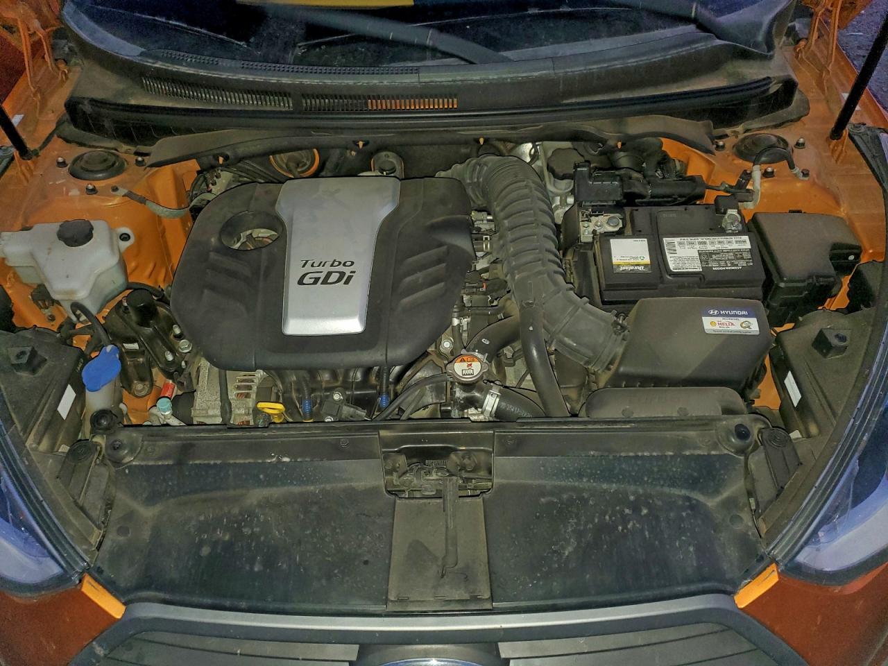 Hyundai VELOSTER Turbo Image 11
