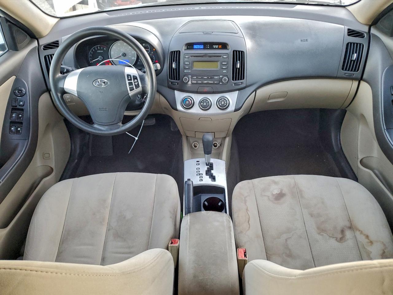Hyundai ELANTRA Gls Image 13
