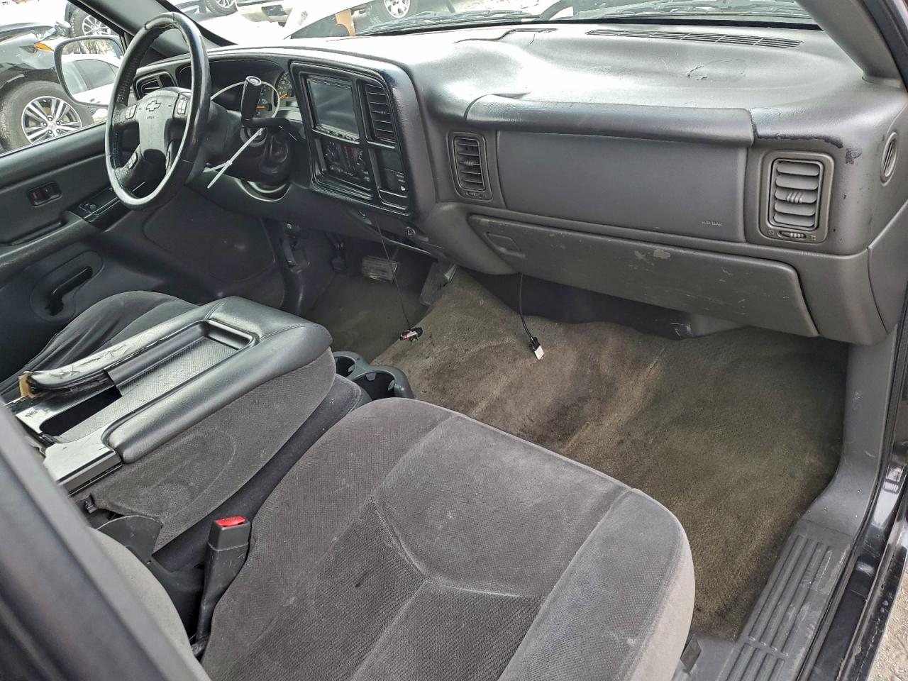 GMC Sierra C1500 Image 7