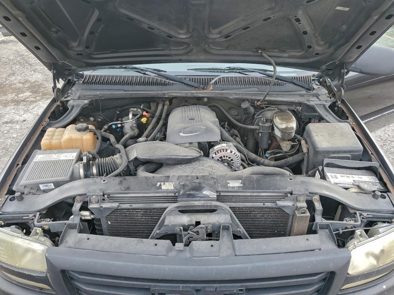 GMC Sierra C1500 Image 6