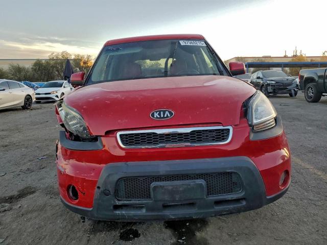 Kia Soul + Image 11