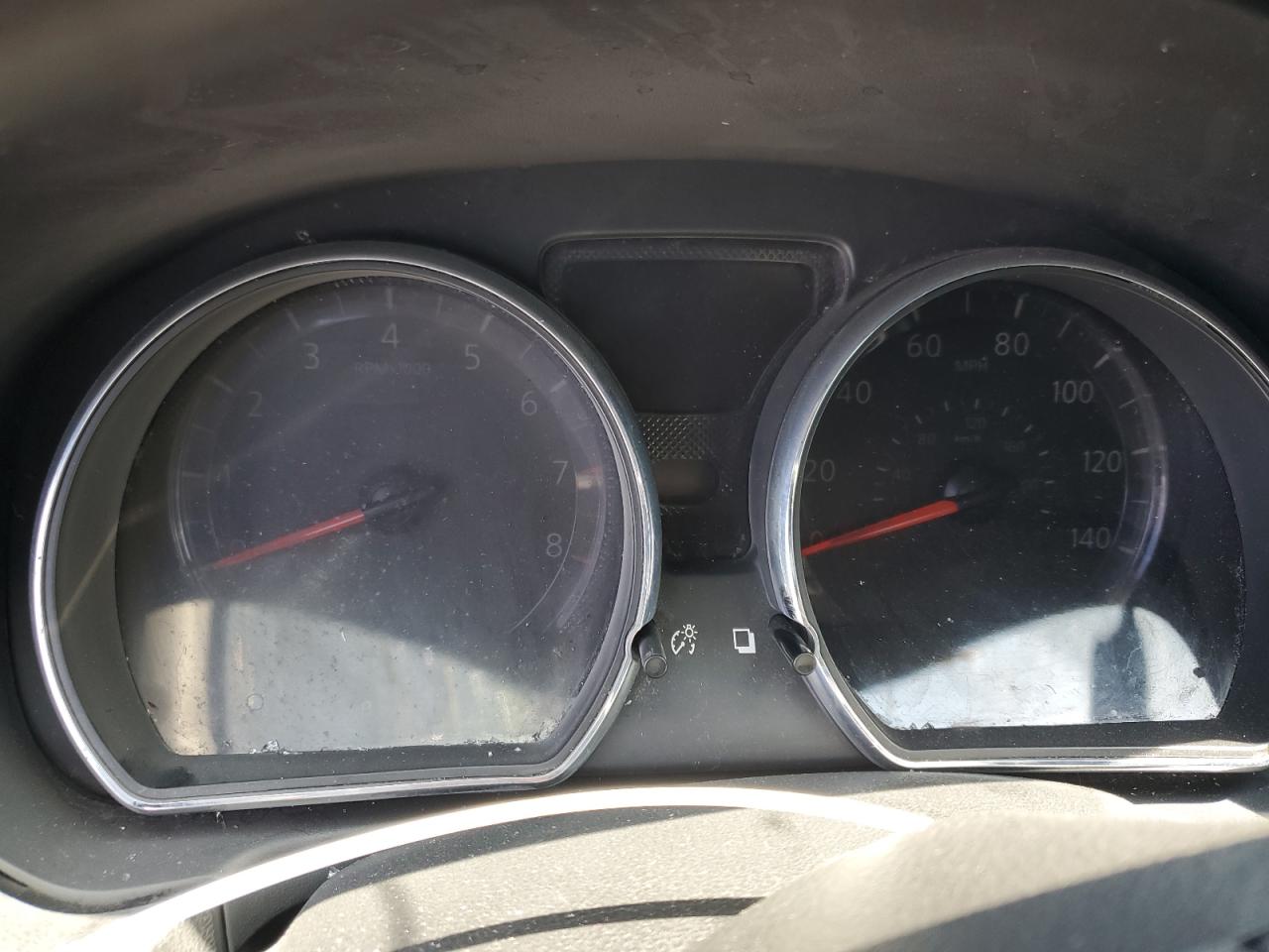 Nissan Versa S Image 7