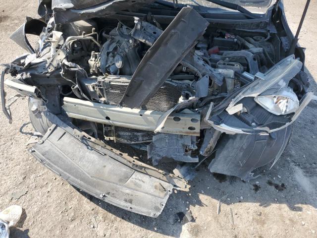 Nissan Versa S Image 11