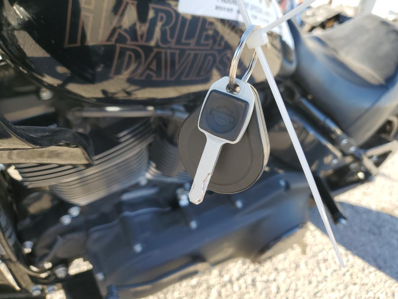 Harley-Davidson Fxlrs Image 6