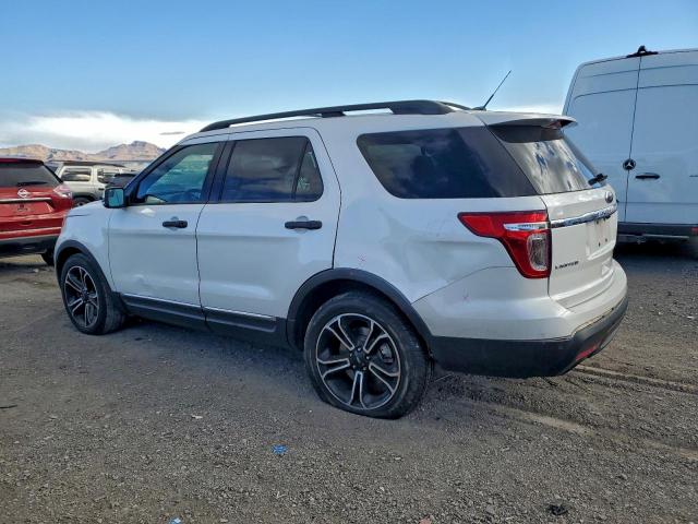 Ford Explorer Limited Image 13